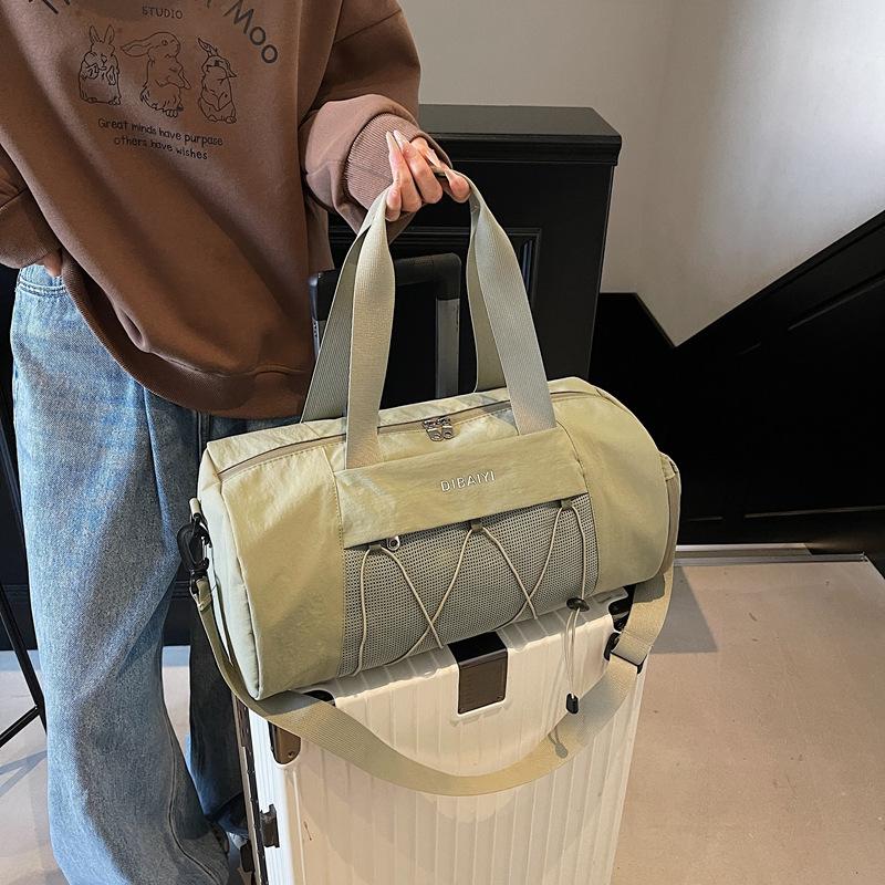 Lätt sportyoga fitnessväska enkel mångsidig stor kapacitet förvaring kort resväska student handhållen axelväska