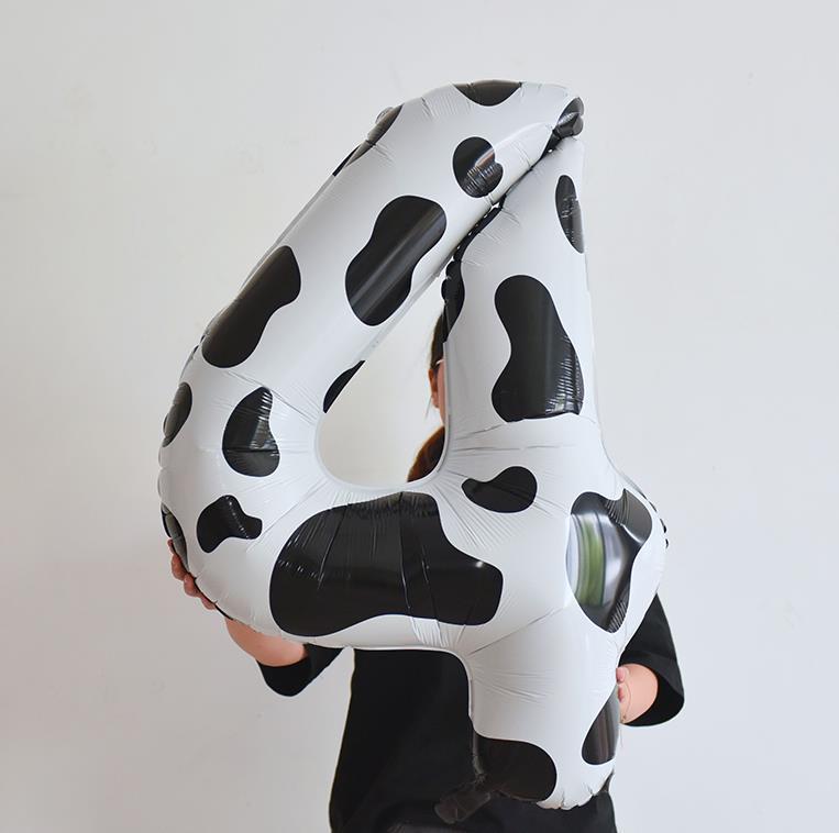 Cartoon Animal Number Balloons for Baby's 1st Birthday or 100 Days Celebration Photo Table