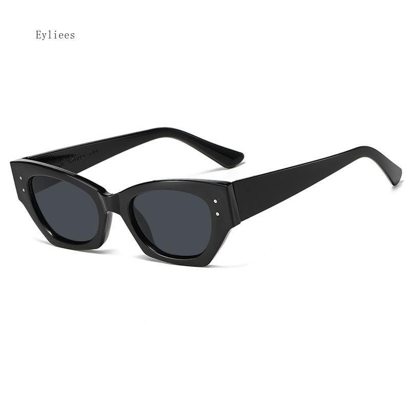Fashion Sunglasses Classic Retro Cat Eye Glasses Women  Vintage Travel Small Rectangle Sun Glasses Female Eyewear Shade