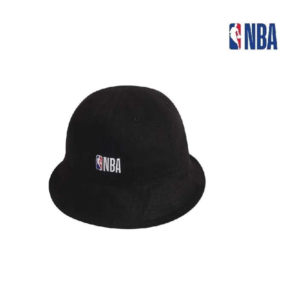 Unisex Basic Logo Embroidered Dome Style Bucket Hat (N225AP157P) M