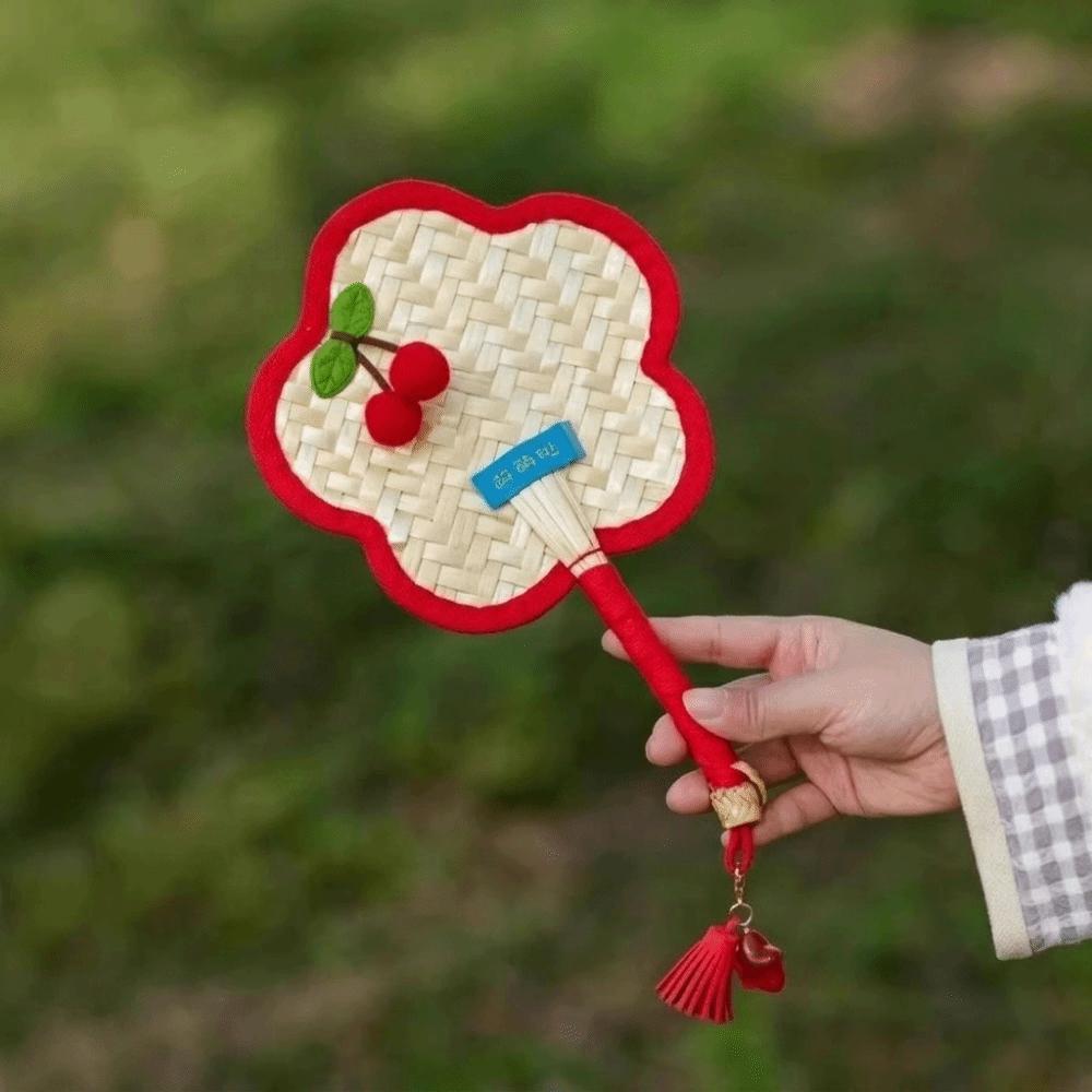 Vintage Portable Fan Flower Shaped Cooling Fan Creative Straw Fan Home Decor