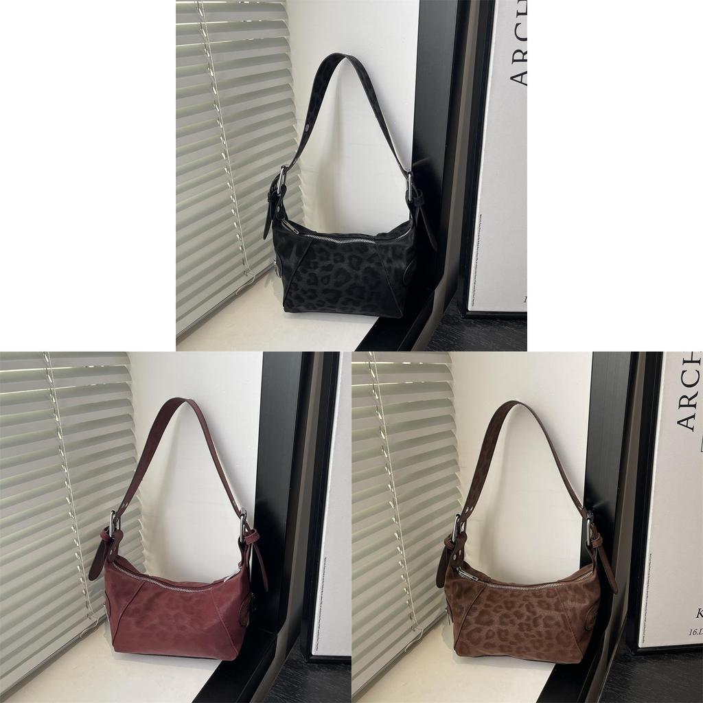 Street Style Bag For Women With Polyester Material And Large Capacity