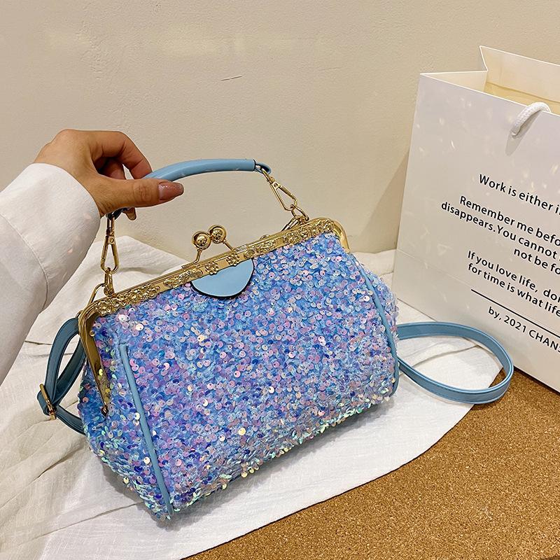 Flitrová taška s klipem 2024 evropský a americký personalizovaný design ins internetová celebrita zahraniční styl přenosná messenger taška přes rameno