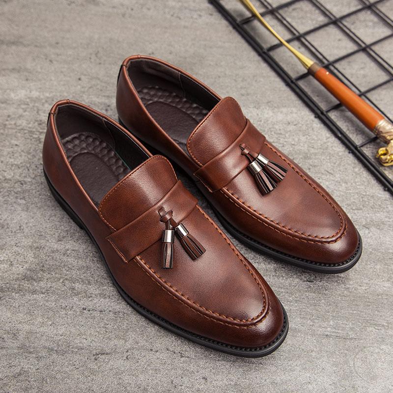 

2025 Men Casual Shoes Breathable Leather Loafers Business Office Shoes For Men Driving Moccasins Comfortable Slip On Tassel Shoe 38
