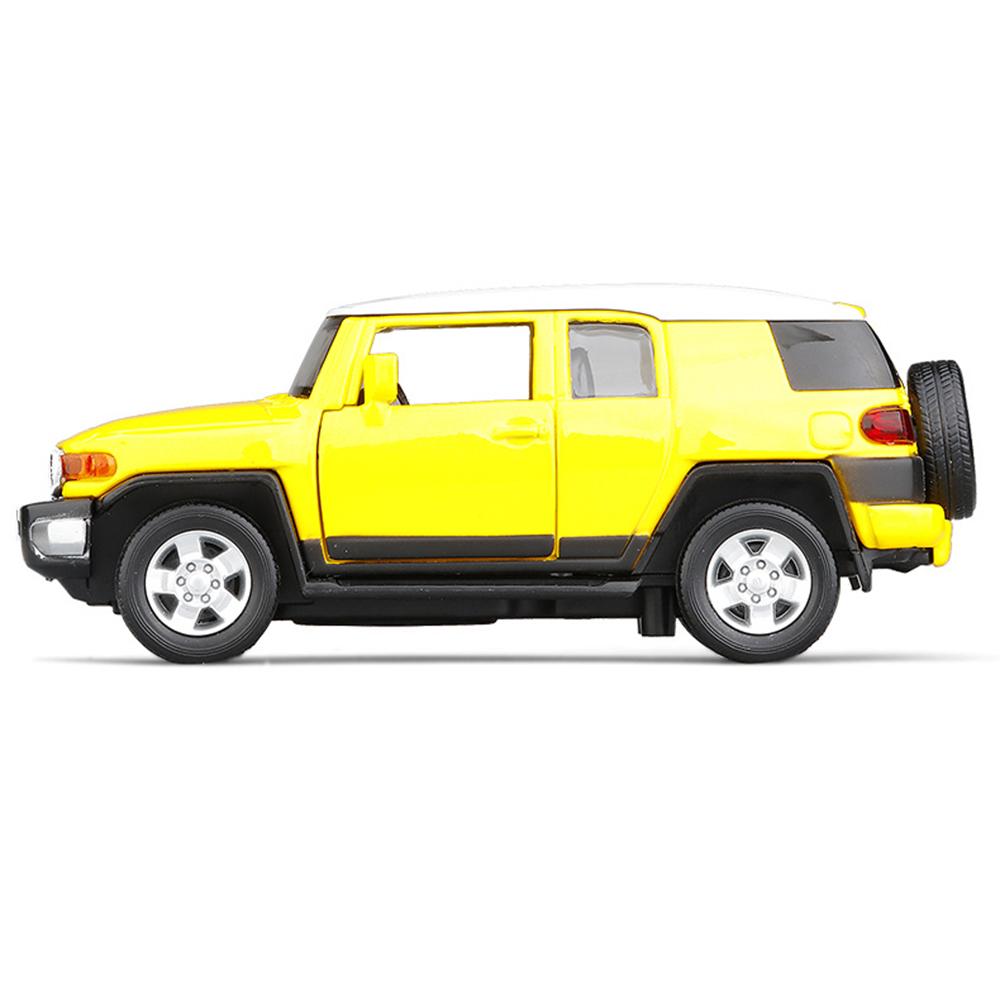 1/32 Scale Toyota FG Cruzer Game DICAST Multi-purpose Sports Car Model with Rear Trailer Model That Can Open The Door Group As A Gift for Young Boys