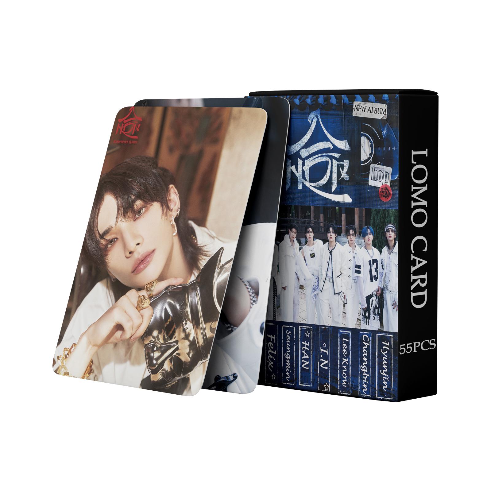 

55 карточек персонажей, идеально подходят в качестве подарков-сюрпризов для друзей One Size