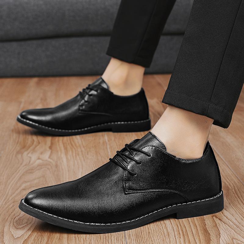 Mode Herrskor Klänningsskor Business Casual Sko Spetsig Tå Elegant Lädersko Lyxiga Bröllopsskor för Män Snörskor Oxford Sko Mockasiner