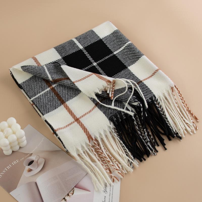 New Plaid Scarf Women's Autumn and Winter Retro Thickened British Style Shawl High End Atmosphere Warm Scarf
