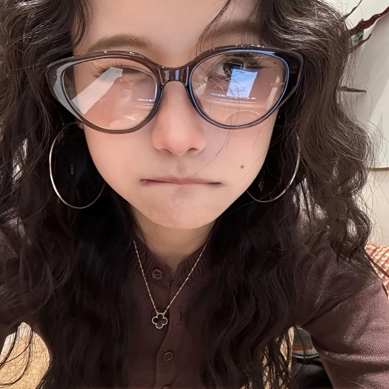 Chic Cat Eye Blue Light Blocking Glasses In Tea Brown Anti-Eyestrain for Comfortable Fit Ideal for Office Gaming Everyday Use