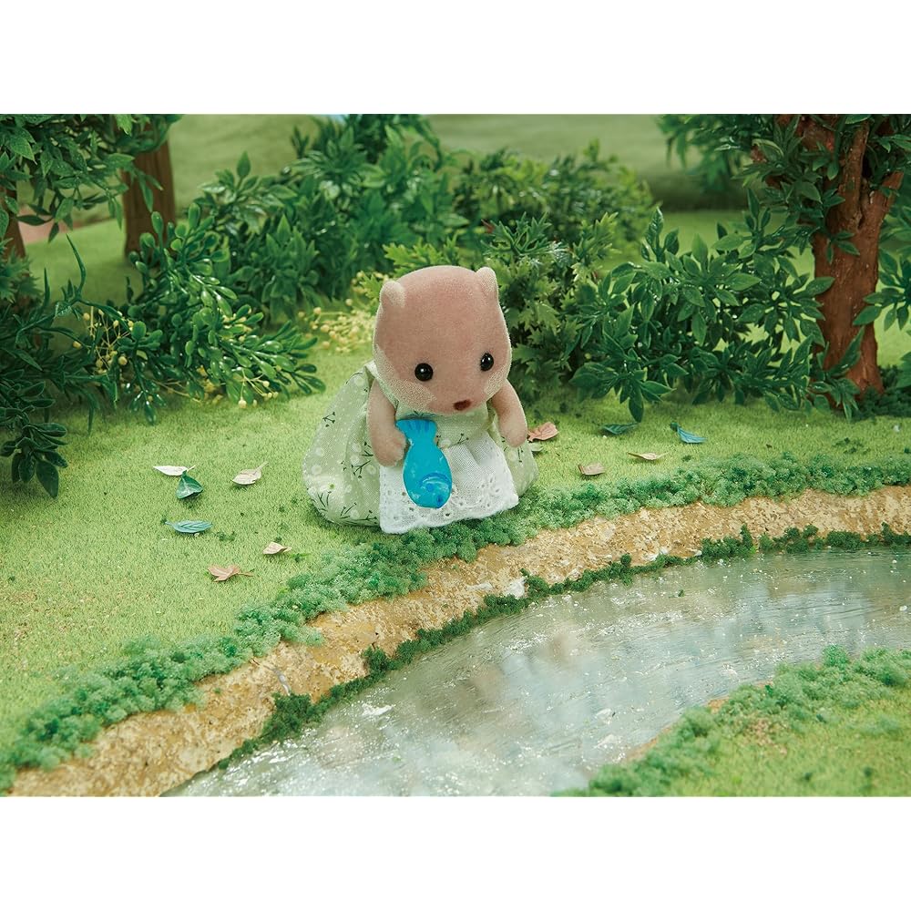 EPOCH Sylvanian Families Otter Family Doll Set 4 Figures Collectible Toys