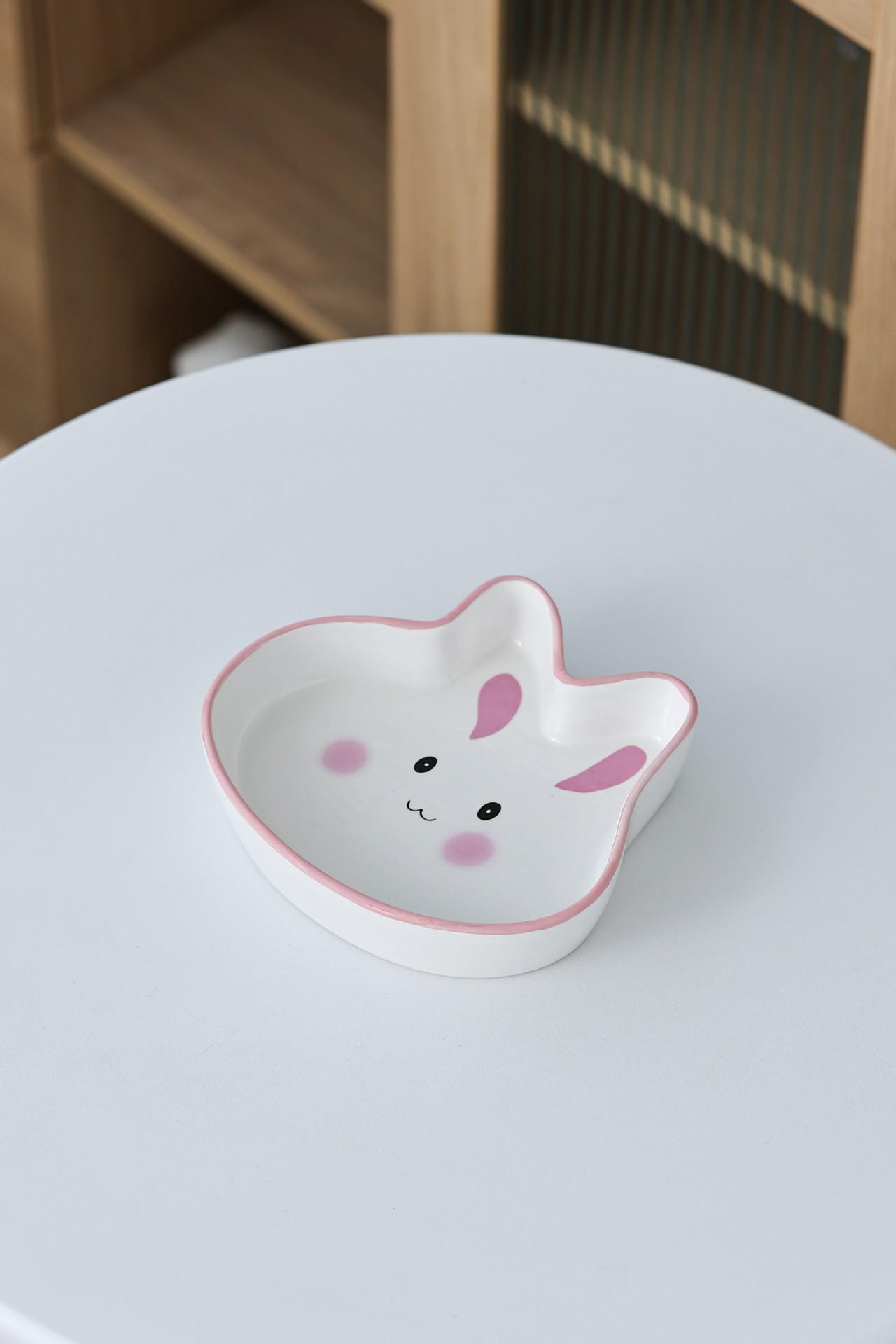 Slanted Ceramic Cat Bowl with Neck Protection - Brown Lion Design & Storage Box