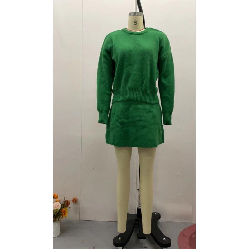 2024 Autumn European & American College Style Knitted Sweater and Skirt Set for Women