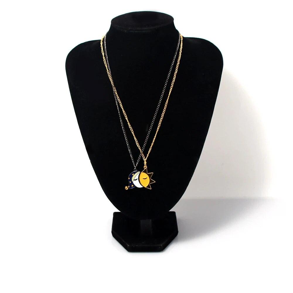 Ein Set aus Halsketten mit Sonne- und Mond-Spleißmotiv, Paarschmuck, Halskette mit Anhänger „Gute Nacht“, für Frauen und Männer, Geschenk zum Valentinstag