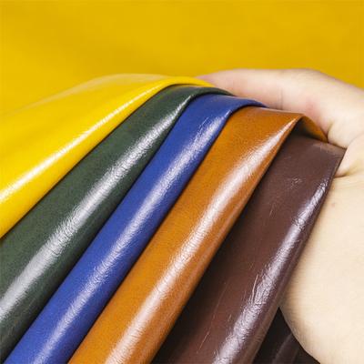 100*140cm PU Δερμάτινο ύφασμα Soft Oil Wax Leather Diy Clothes Cushion Κάλυμμα καρέκλας καναπέ Ταπετσαρίες αποσκευών Χειροτεχνικά προμήθειες