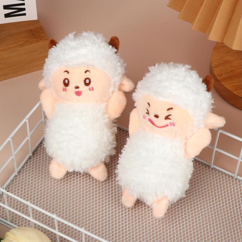 Cute Lamb Stuffed Keyring Soft Plush Sheep Doll Portable Backpack Pendant 2027 New Year Birthday Present