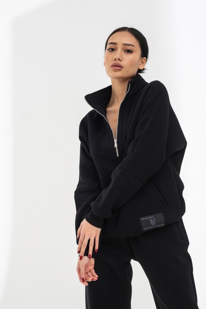 A stabilit: Jerseu și pantaloni Volf germani (75670)