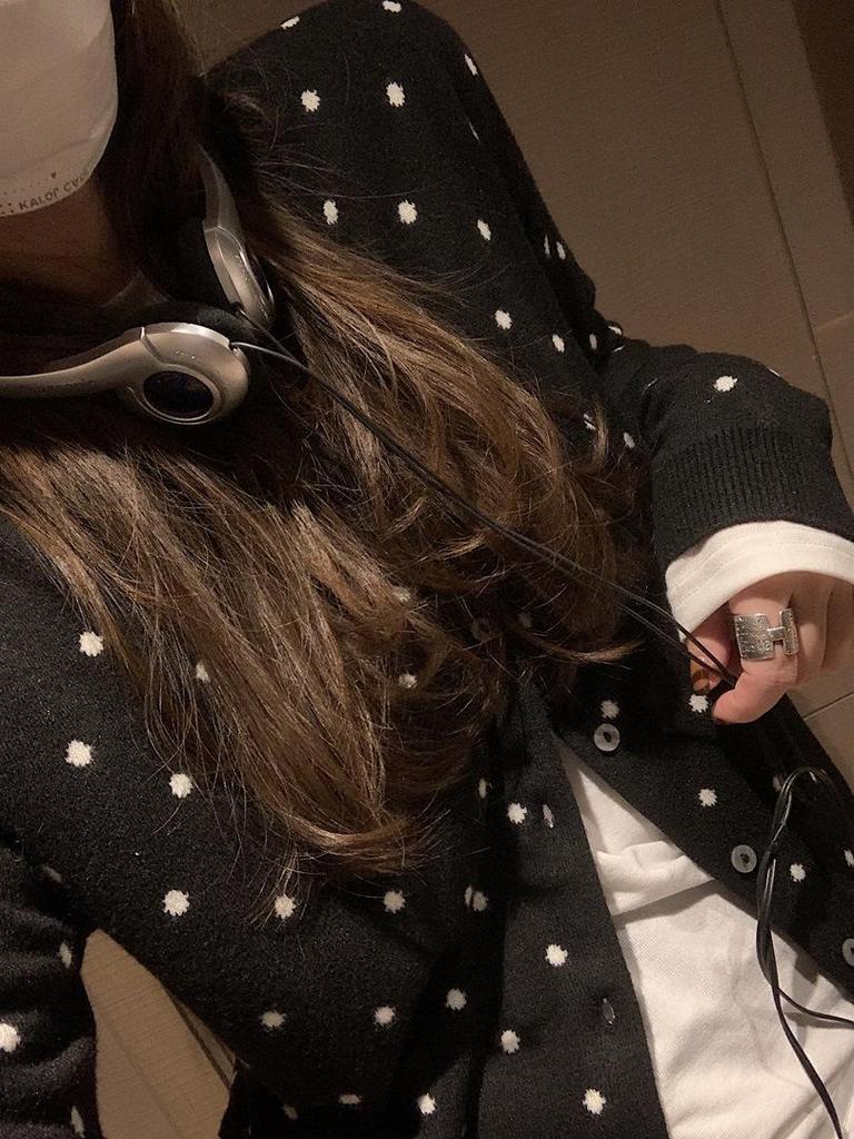 Women's Gray Polka Dot Knit Cardigan - 2024 Slim Fit with Layered Design