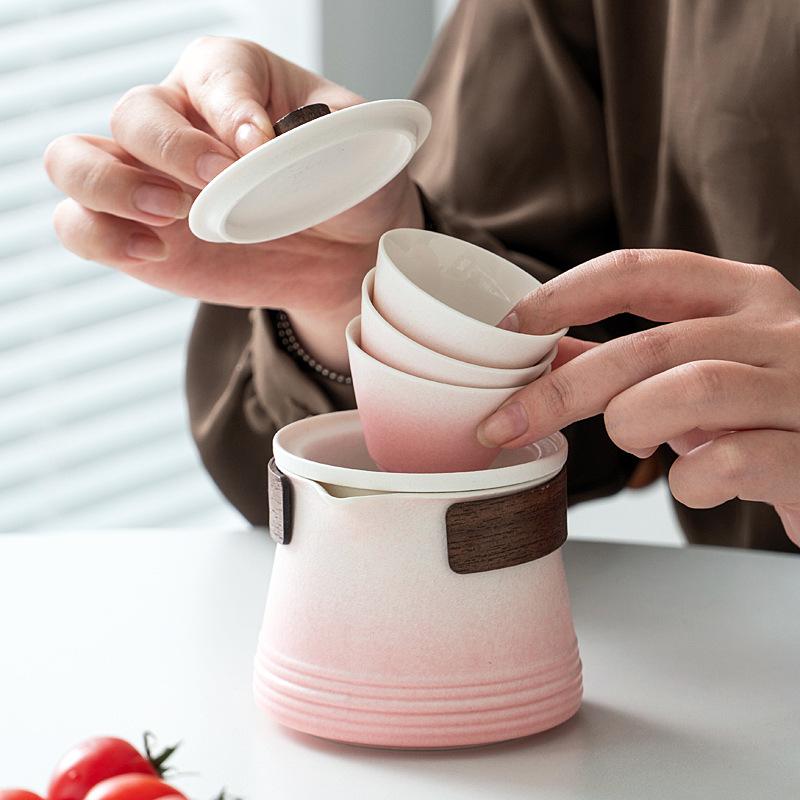 Small set of portable travel tea set, one pot, three cups storage bag, outdoor travel teapot, express cup gift.