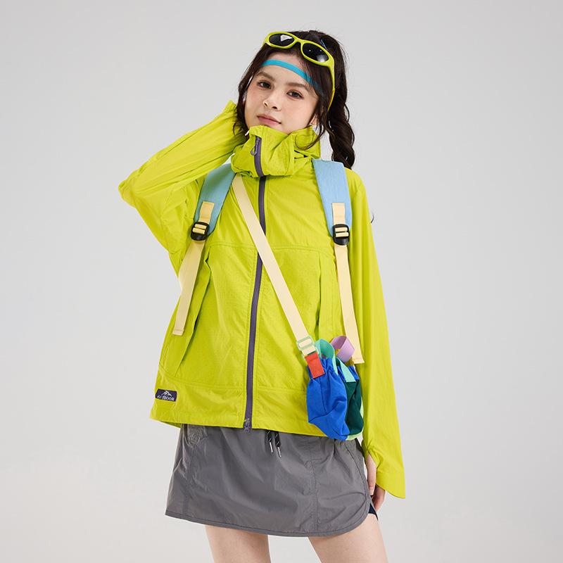 Lightweight Mountain-Style Sun Protection Jacket for Women and Men - Breathable Summer Cycling and Skin Protection Top