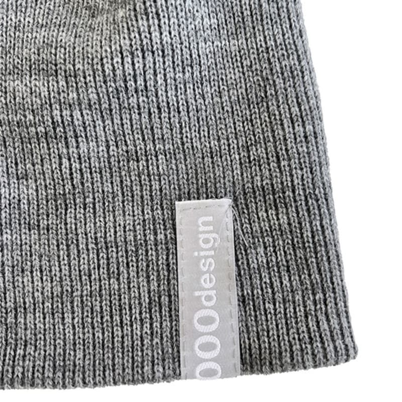NOUGHT 000 Logotagg handarbete Mössa / Grå
