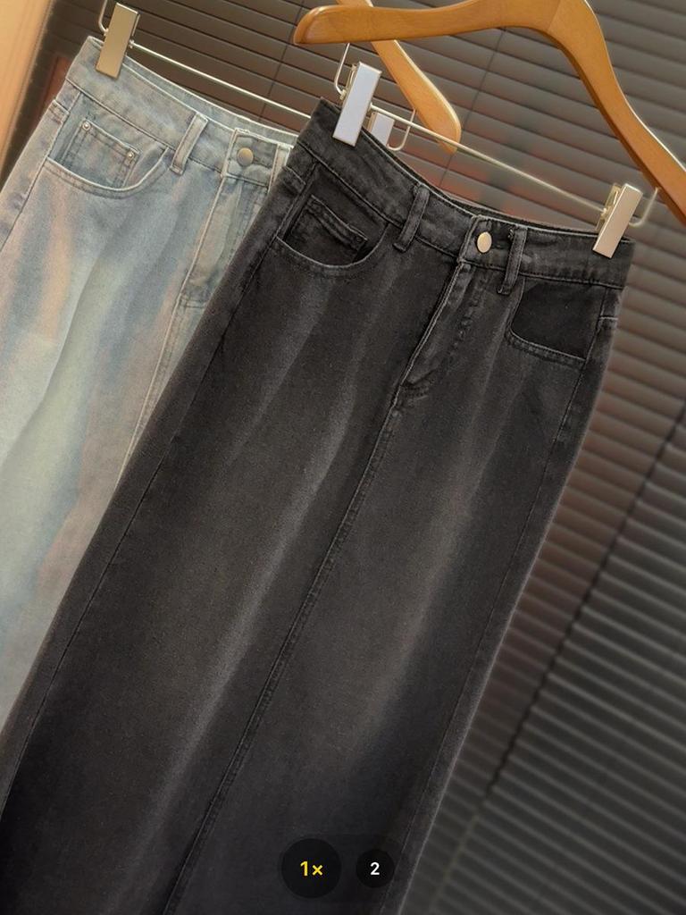 Women's Slim Fit Frayed Denim A-Line Skirt - Retro Fishtail, Mid-Length (Spring/Summer 2024)