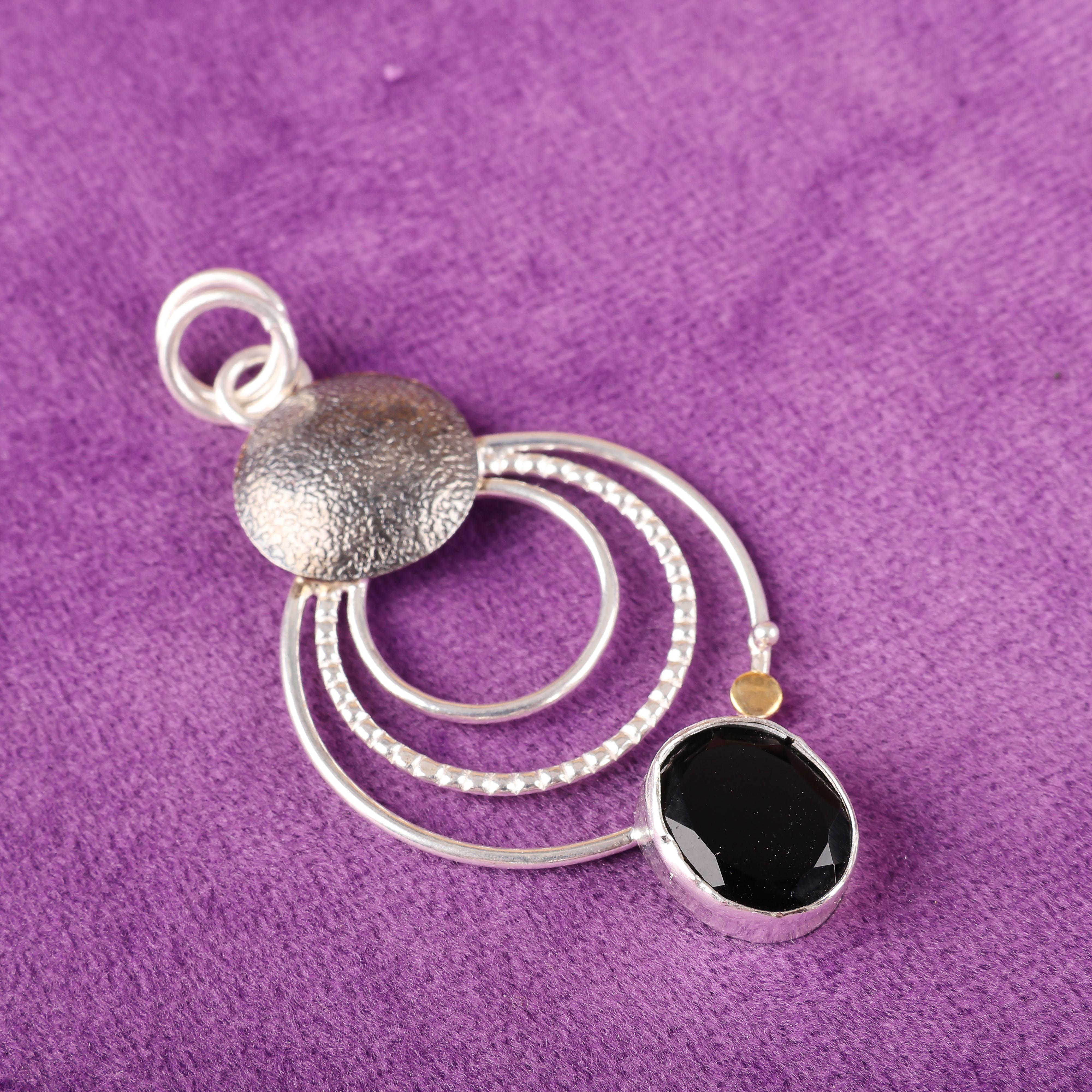 

Ювелирные изделия из черного оникса, кулон из стерлингового серебра 925 пробы, ювелирные изделия ручной работы с драгоценными камнями, подарки для жены, абсолютно новый кулон 2.32 Inches чёрный