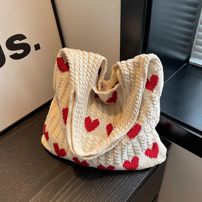 2026 New Handmade Woolen Knitted Bag for Women Summer Love Heart Underarm Shoulder Bag Chic Casual Tote 1pc