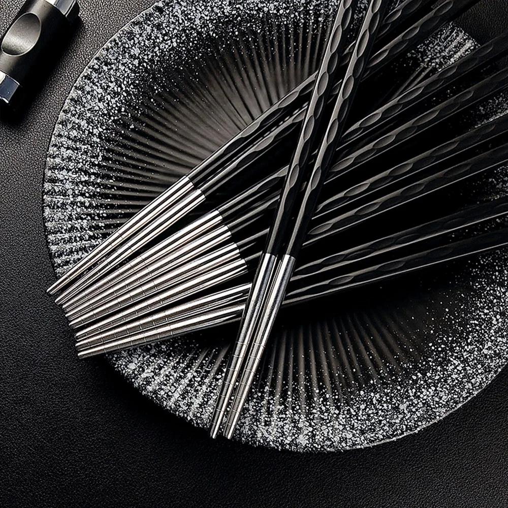 5 Pairs Black Japanese Chinese Chopsticks For Eating Food Sushi Sticks Reusable Metal Korean Chopsticks Set Healthy Tableware