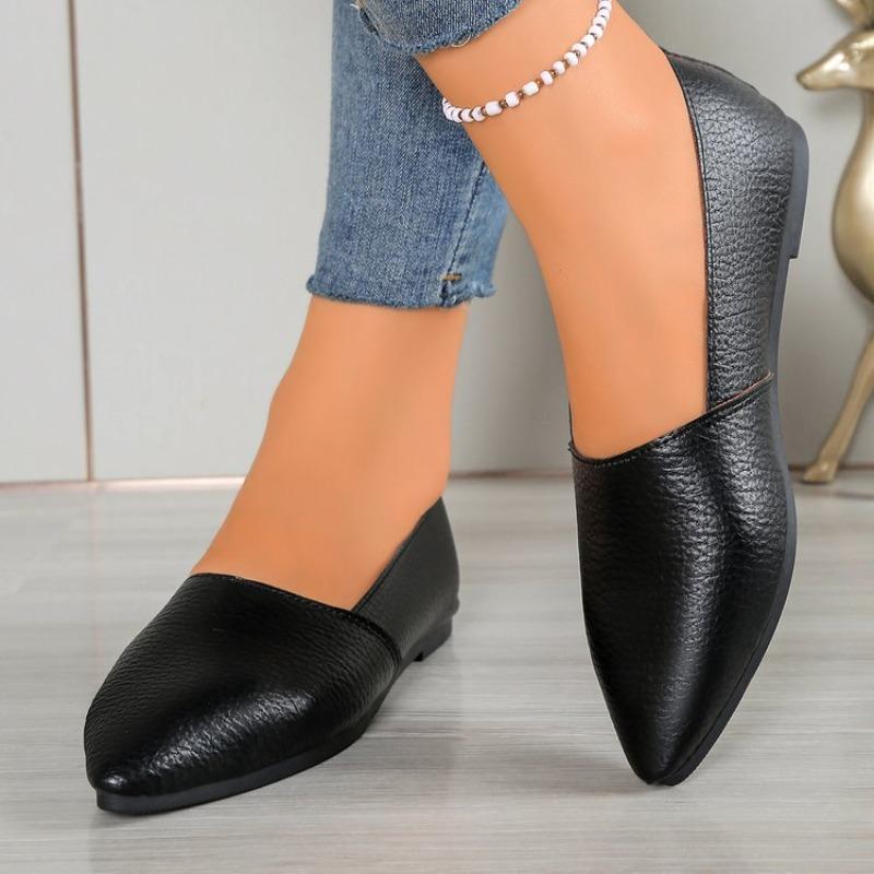 Fashion Vintage Leather Pointed Flat Shoes 2025 Women's Large Soft Sole Comfortable Spring and Summer Slip-on Casual Small Leather Shoes