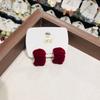 Herbst- und Winter-Falten-Samt-Ohrringe für Damen, Beliebter Neuer Stil, Einfaches und Nischen-Design, Hochwertiges Temperament, Ohrringe und Accessoires