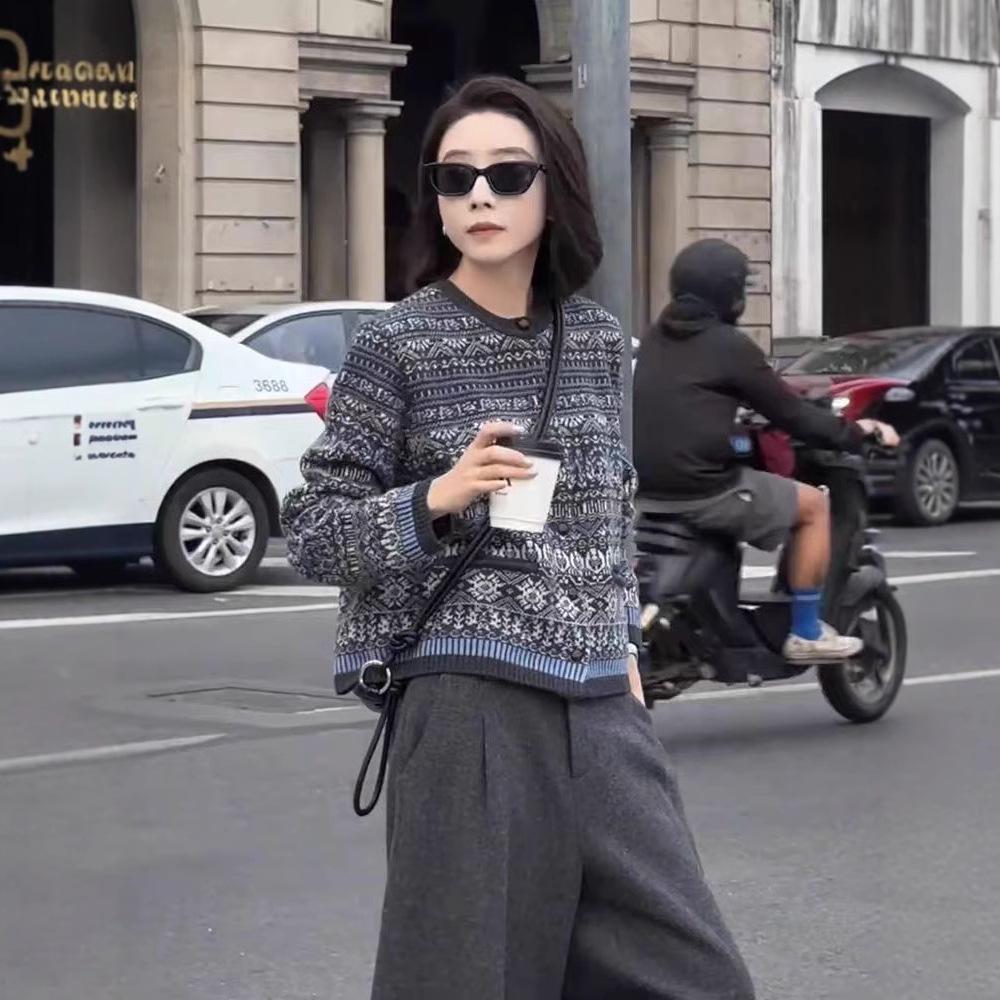 2024 Autumn/Winter Retro Fair Isle Gray Wool Jacquard Cardigan