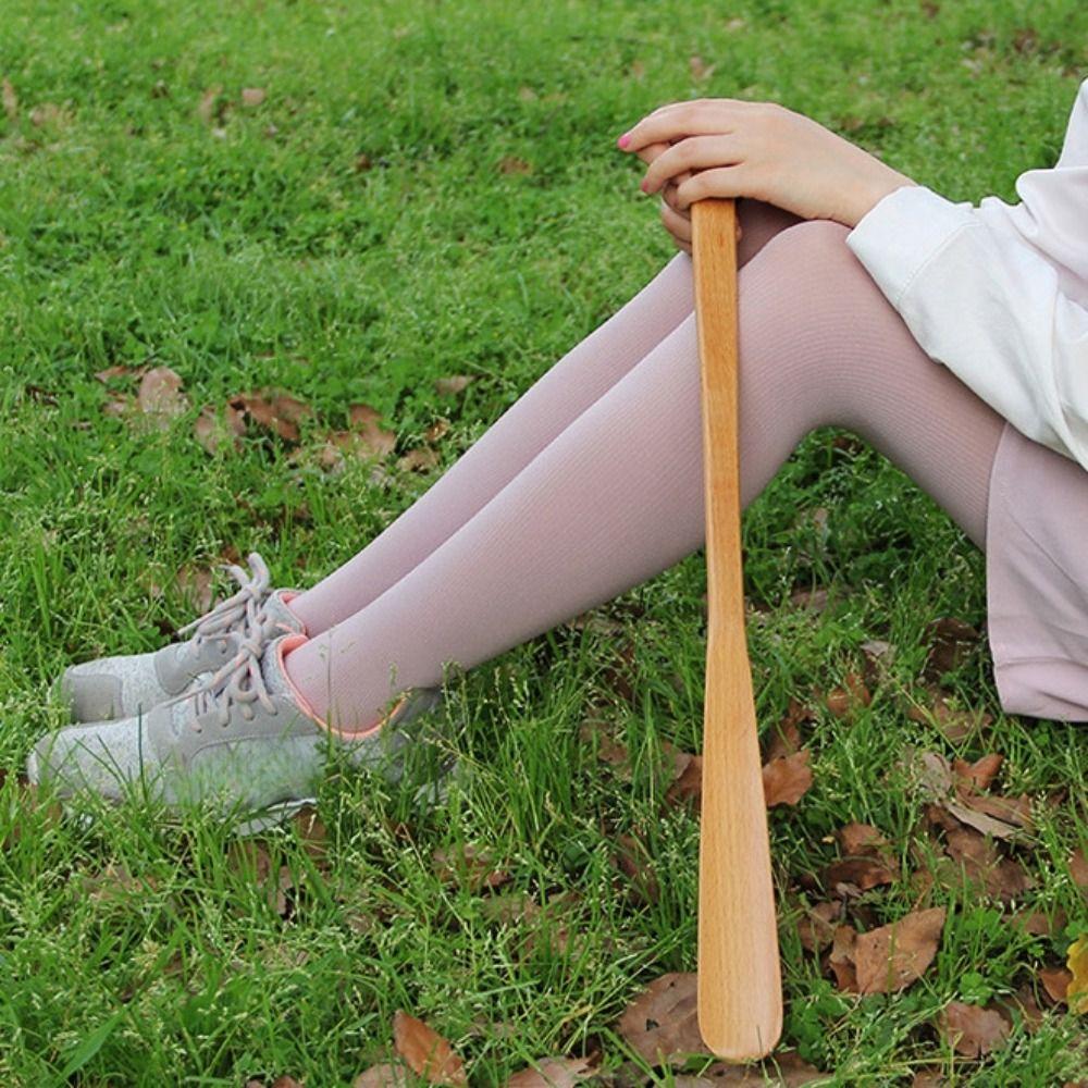 New Wooden Shoe Horn Hanging Extra Long Handle Put On Shoes Tools Easy On Off Portable Shoes Lifter Home Accessories