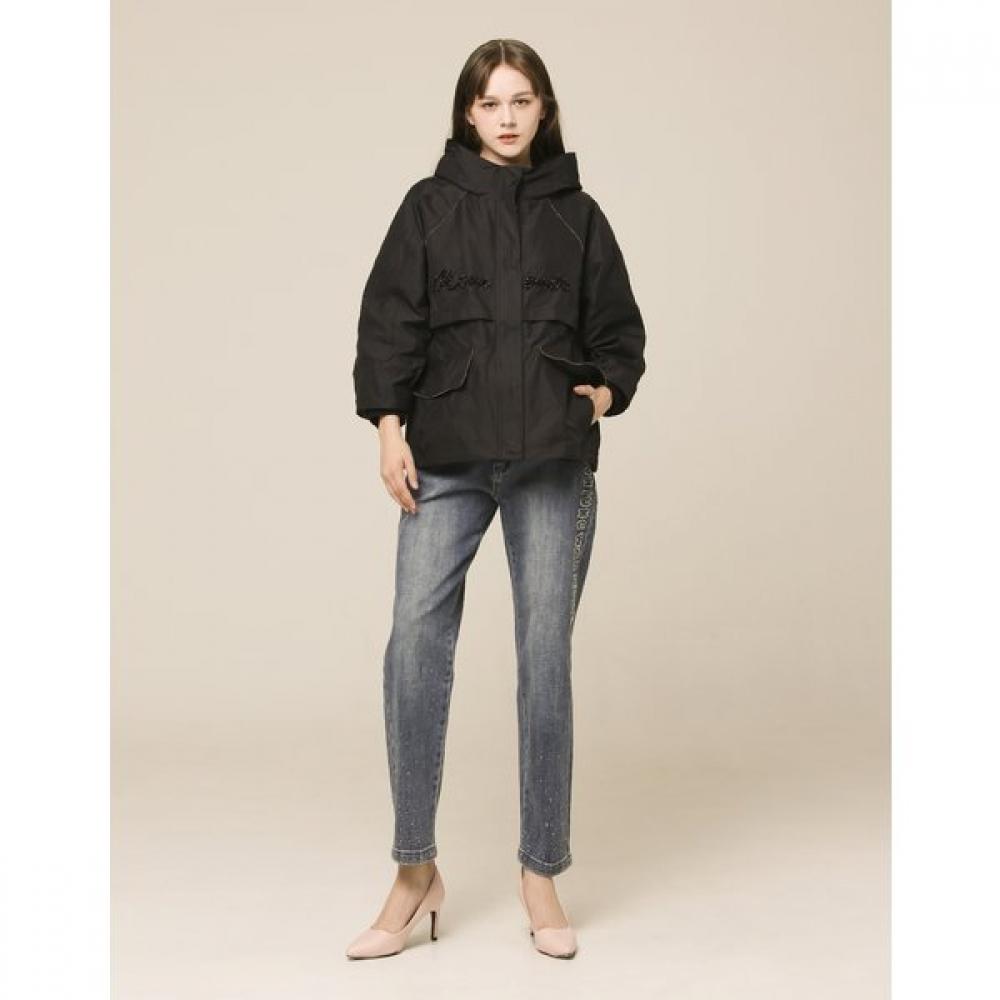 Son Jung Wan Lettering Embroidered Half Hood Jumper Zdj6161110