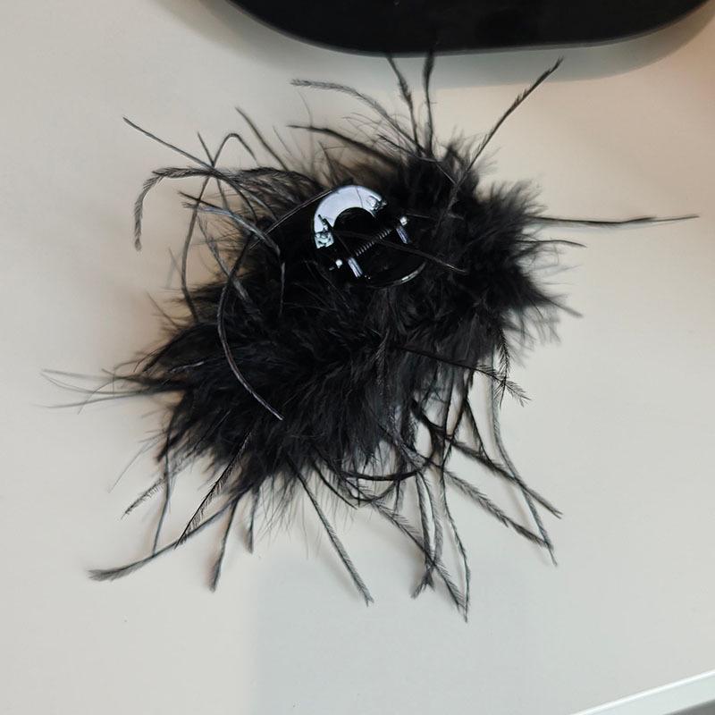 Korean Style High-End Ostrich Feather Hair Claw Clip for Women