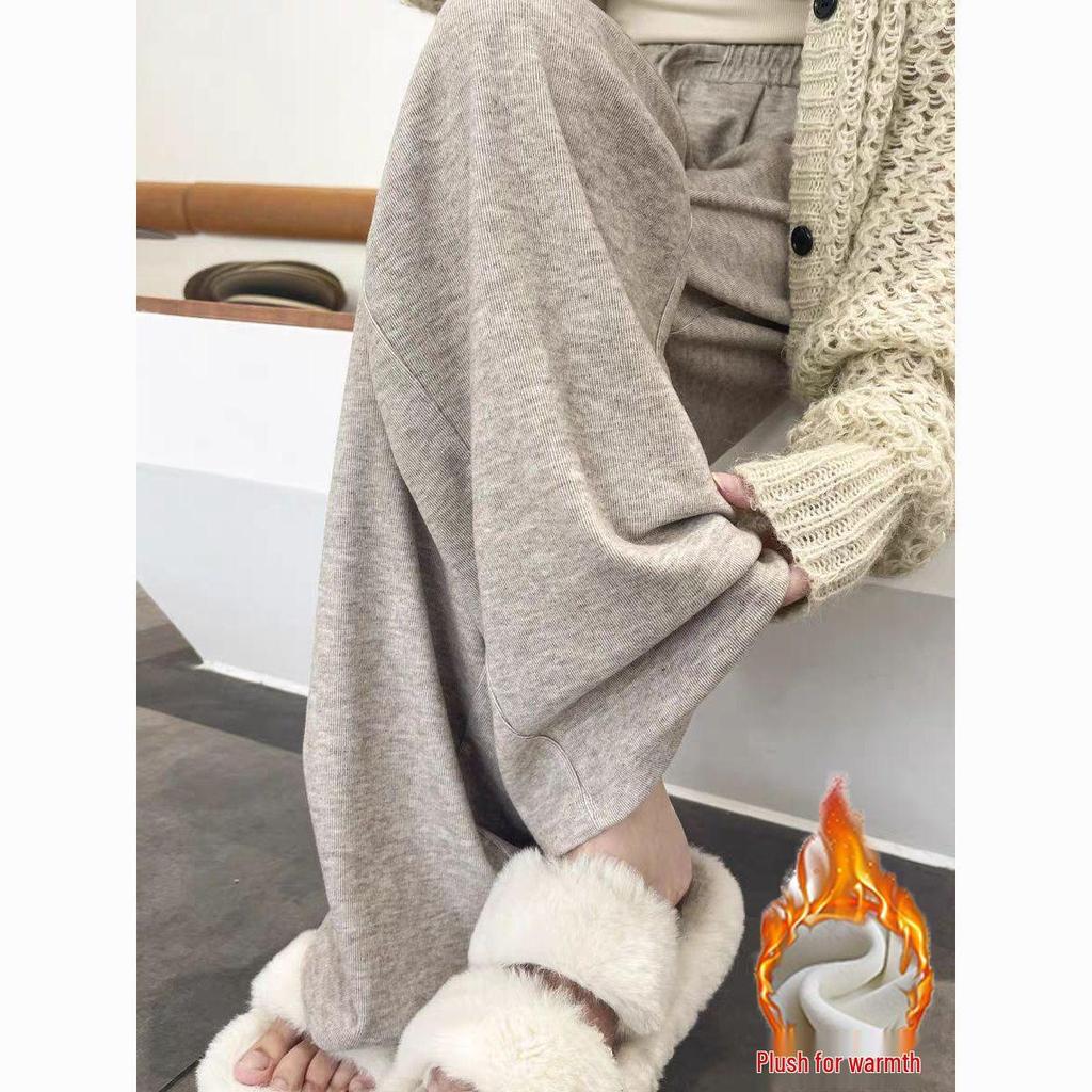Petite Women's High-Waisted Velvet Pants: Thick, Glutinous Rice Texture, Casual, Slimming, Loose, Straight & Wide Leg, Floor-Length for Autumn/Winter.