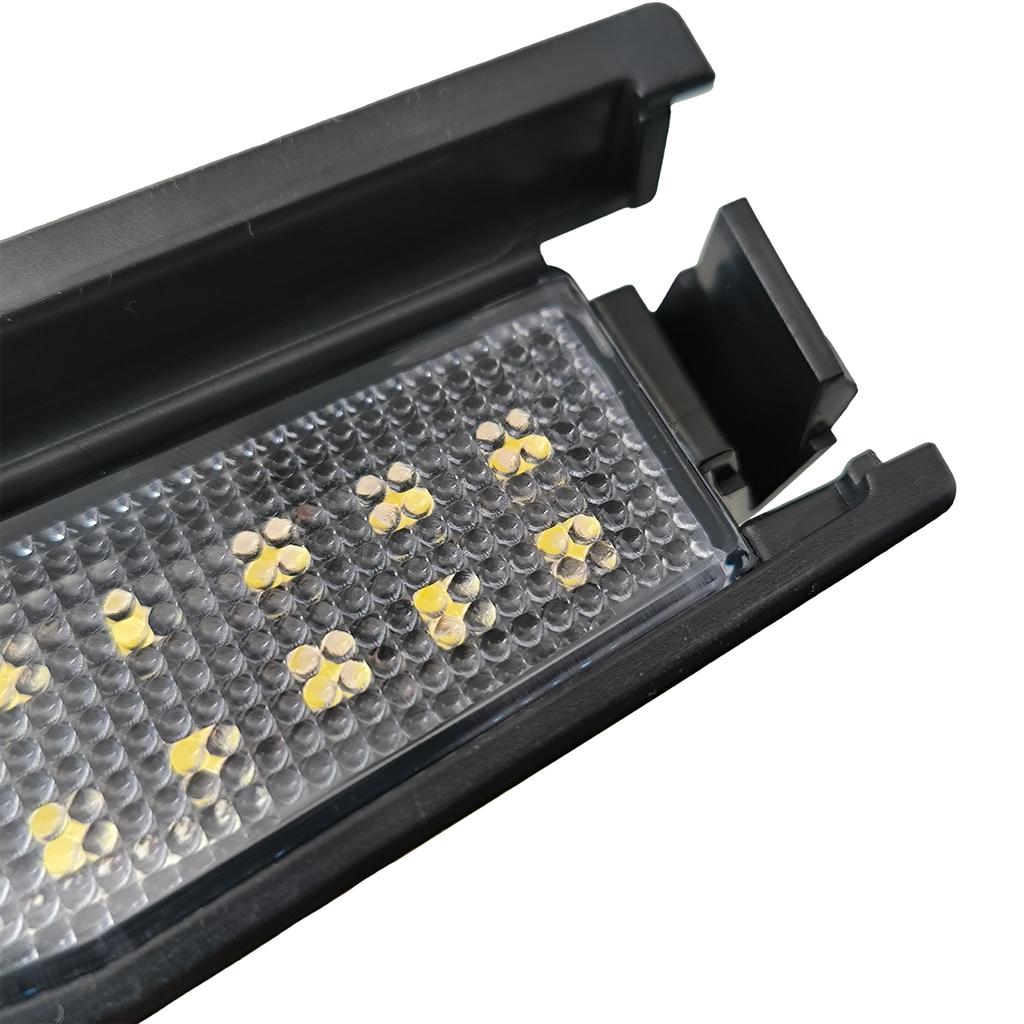 2PCS LED License Plate Lights 6000K For Mazda 2 2016 MX5 Miata 2016 white license plate light number plate lamp