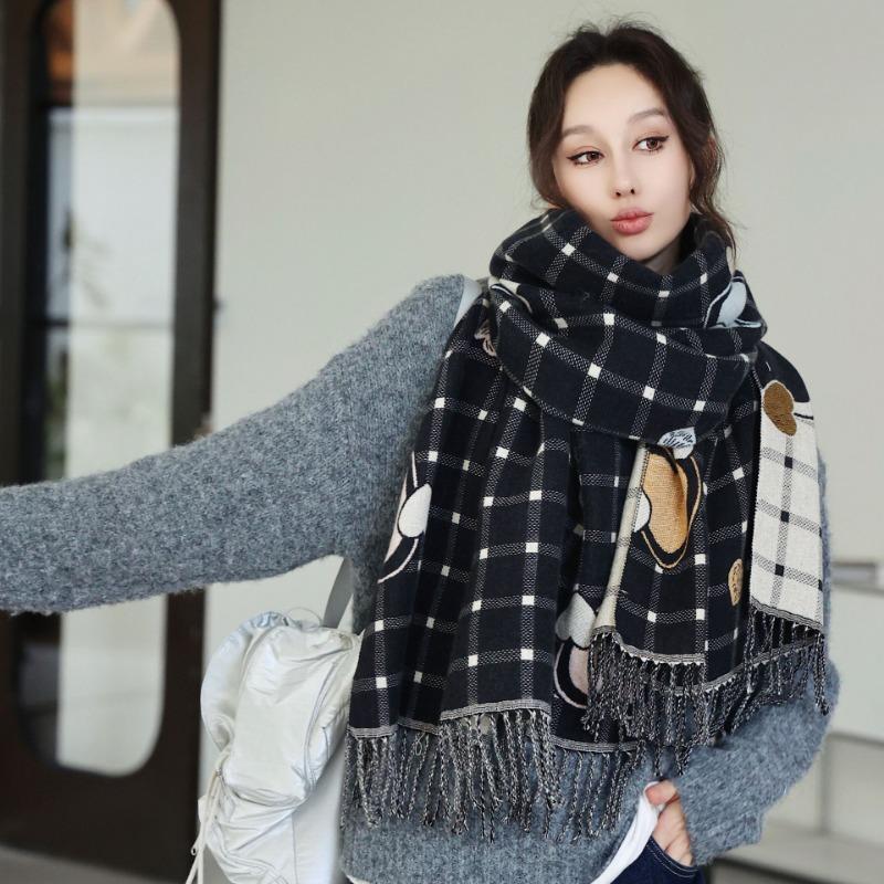 Love plaid double-sided color matching imitation cashmere scarf women's autumn and winter new atmosphere senior fringed shawl