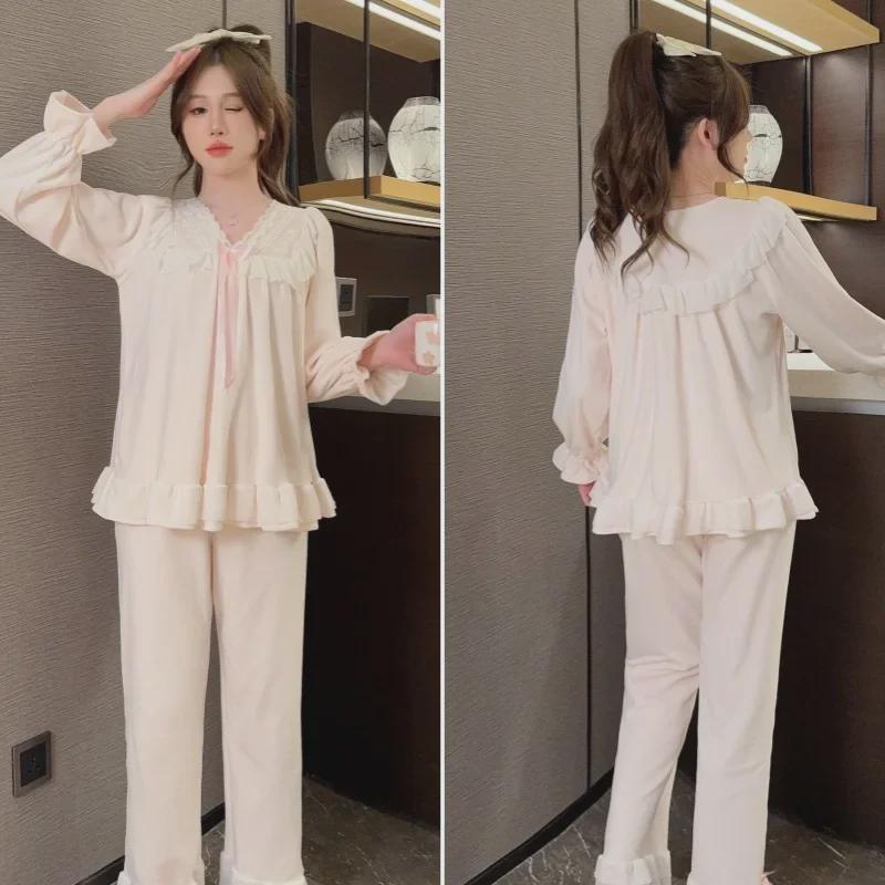Autumn/Winter Women's Lace Velvet Pajama Set - Long-Sleeved, Soft, Warm, Princess Style