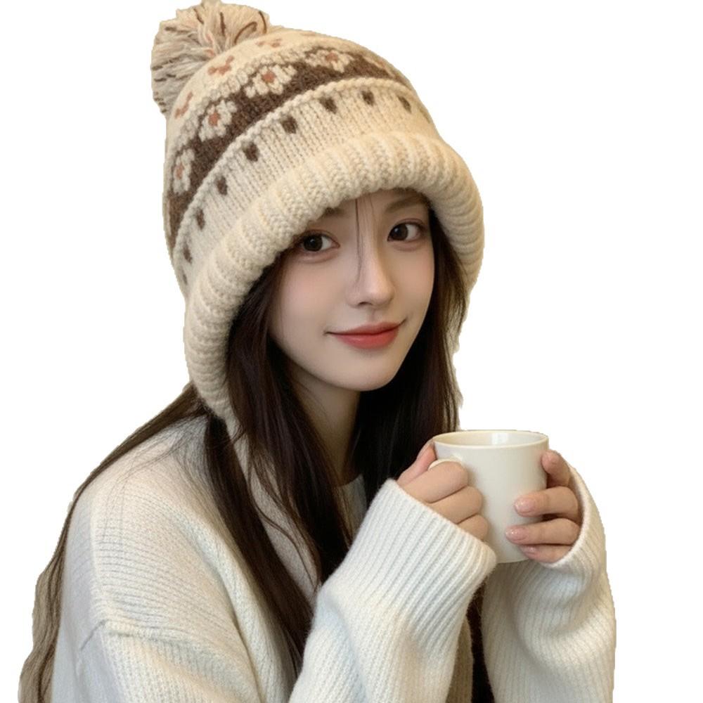Snowflake Fair Island Autumn and Winter Snow Outdoor Cold Ear Protector Women's Knitted Big Hairball Warm Baotou Lei Feng Hat