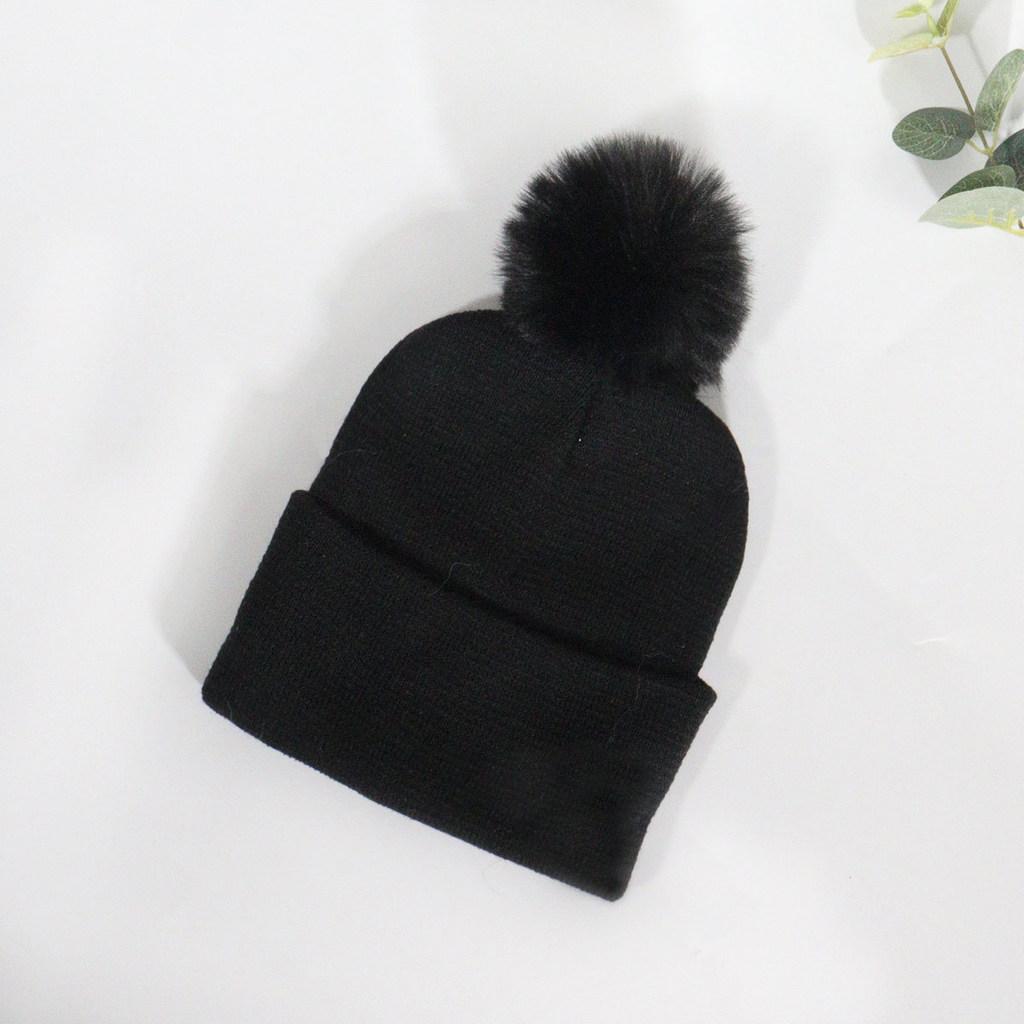 Plush Solid Color Ball Knitted Cap Breathable For Fall Season Gift Fashion