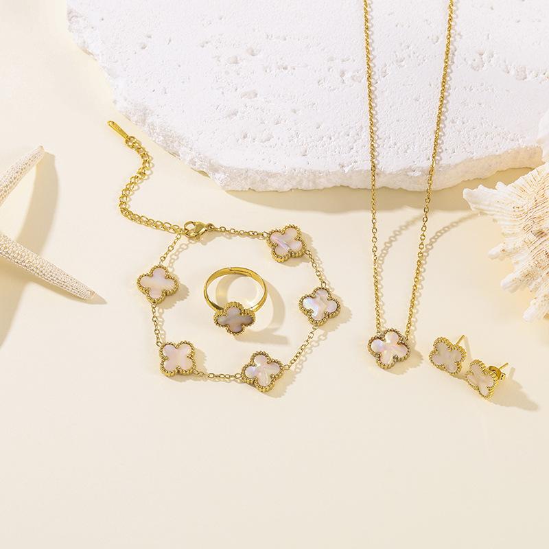 4PCS 13MM Double-Sided Mother-of-Pearl Lucky Four-Leaf Clover Bracelet, Earrings and Ring Four-Piece Women's Jewelry Set