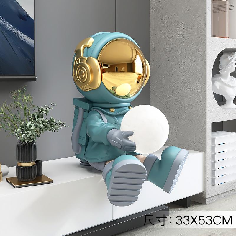 Modern Art Home Decoration Astronaut Statue With Lamp Fashion Sculpture Creative Living Room Desktop Decor Resin Crafts Gift