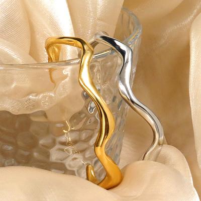 Irregular Lines Distorted Design Bracelet Fine Business Commute Cold Wind Bracelet