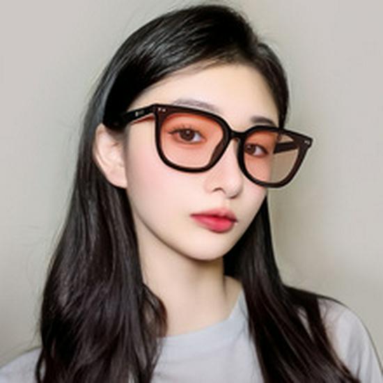 High-End Polarized Sunglasses with UV Protection - Sunset Blush Lens for Men and Women