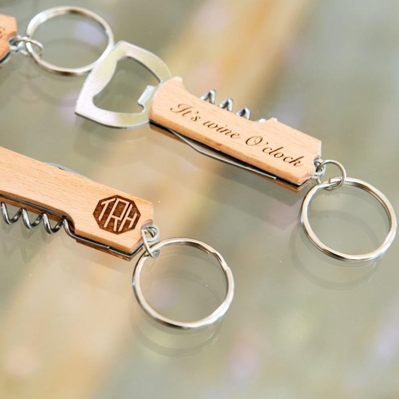 1pcs Free Custom Wooden Beer Bottle Opener Engraving Logo Wedding Key Chain Wine Stainless Steel Opener Gift Bar Party Accessory