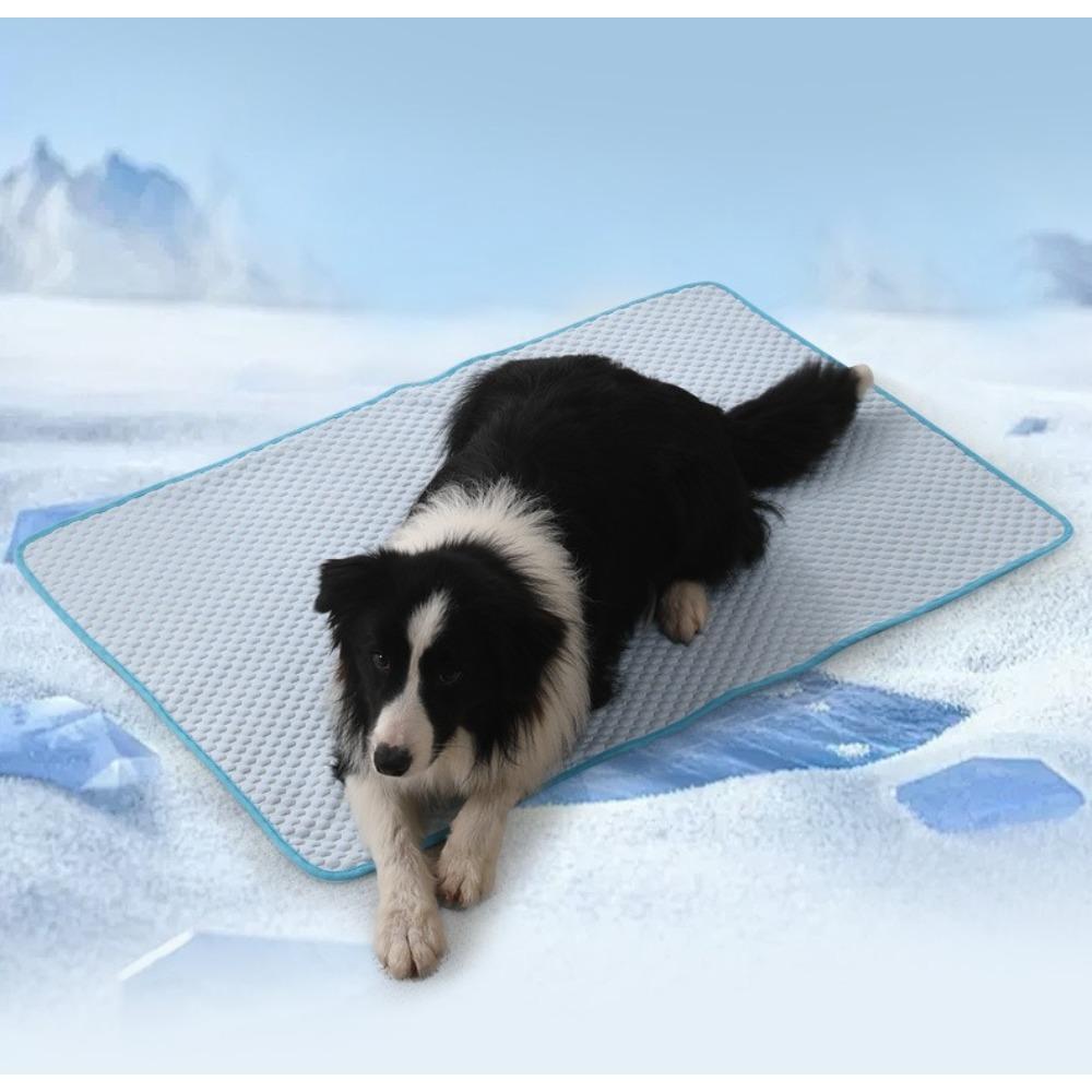 Pet Cooling Mat Summer Cool Dog Bed Breathable Ice Silk Cat Pad Gel Cushion for Dogs and Cats Hot Weather Relief