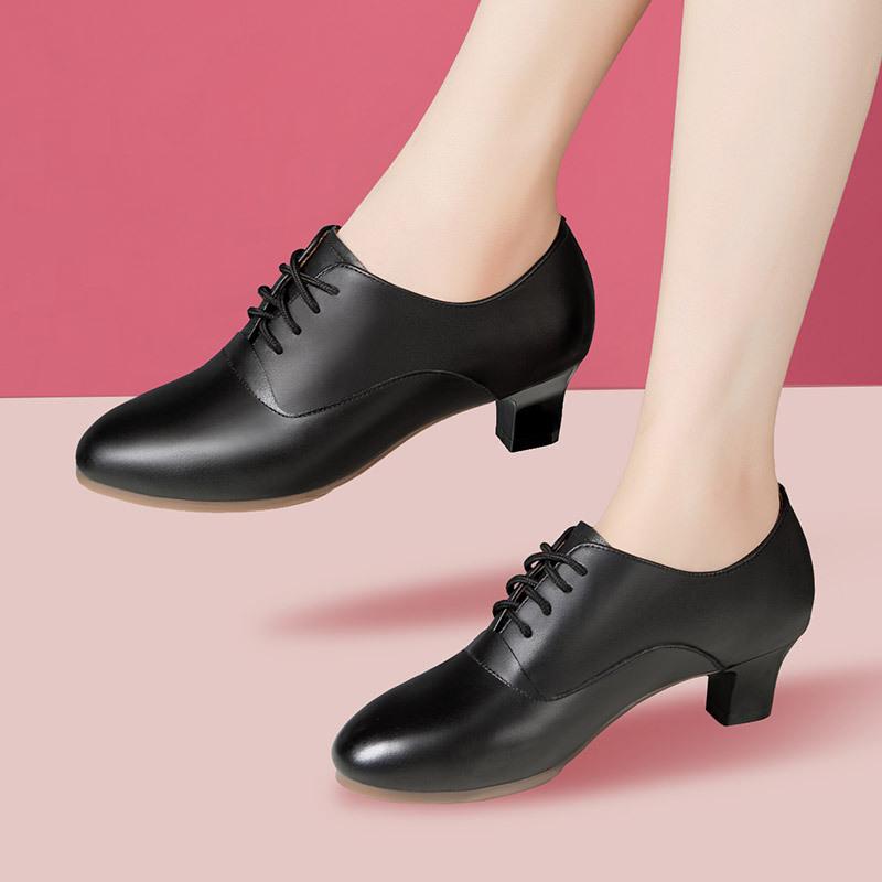 4cm 6cm Bequeme Schnürschuhe aus echtem Leder Damen Pumps Frühling 2025 Mittelhohe Blockabsätze Schuhe Rot Silber für Tanzparty Mama