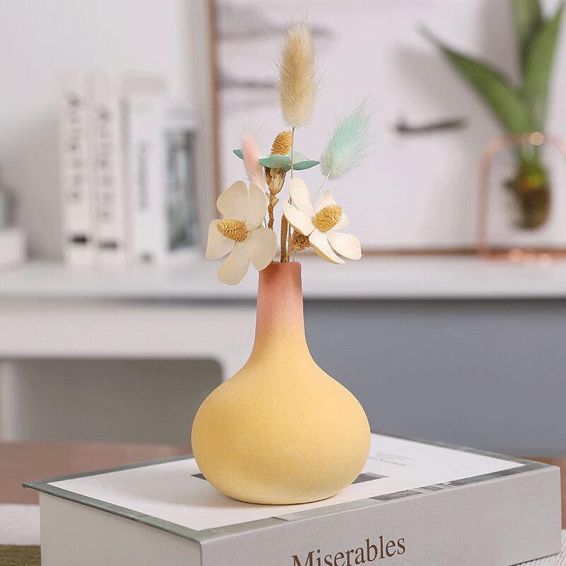 Nordic Gradient Frosted Ceramic Vase