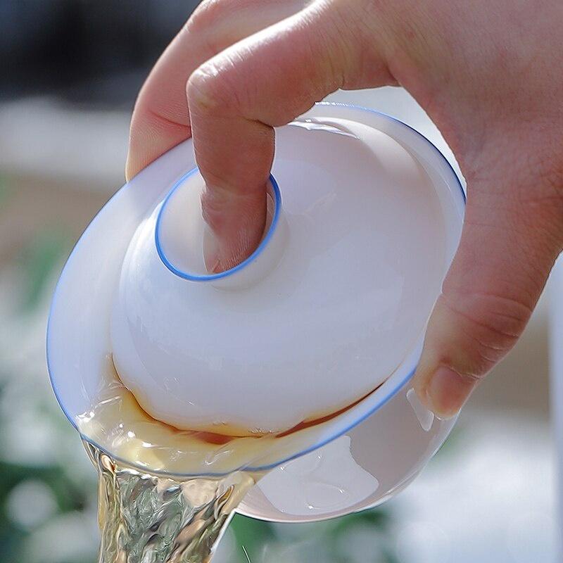 Ceramic Covered Bowl White Porcelain Tea Bowl Handheld Tea Brewing Tool