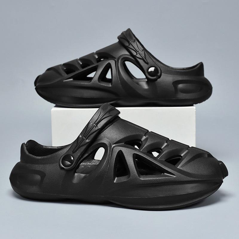 Hole Shoes Men's Summer Outer Wear Hollow Breathable Personalized Beach Shoes Soft Sole Non-slip Wear-resistant Dual-purpose Bag Head Cool Slippers